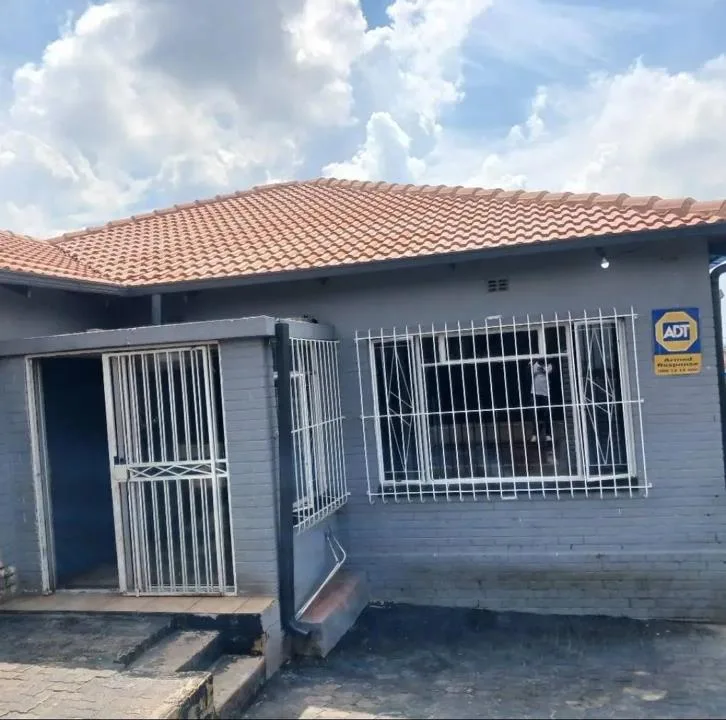 3 Bedroom House to rent in South Hills