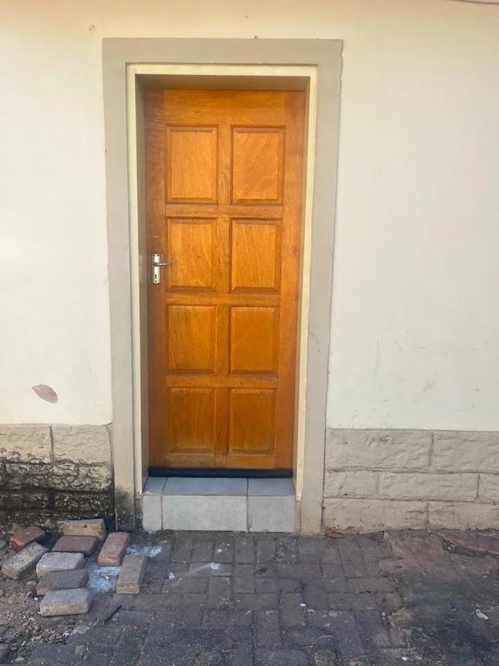 0.5 Bedroom Apartment / flat to rent in Rietfontein