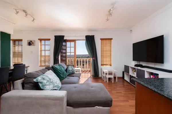 2 Bedroom Townhouse to rent in Winchester Hills