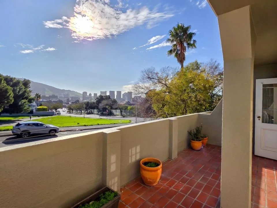 3 Bedroom Apartment / flat for sale in Zonnebloem