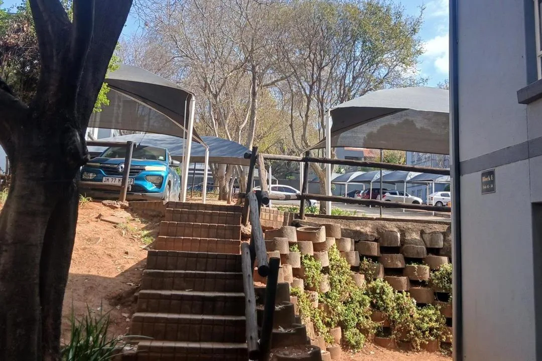 3 Bedroom Apartment / flat to rent in Westdene