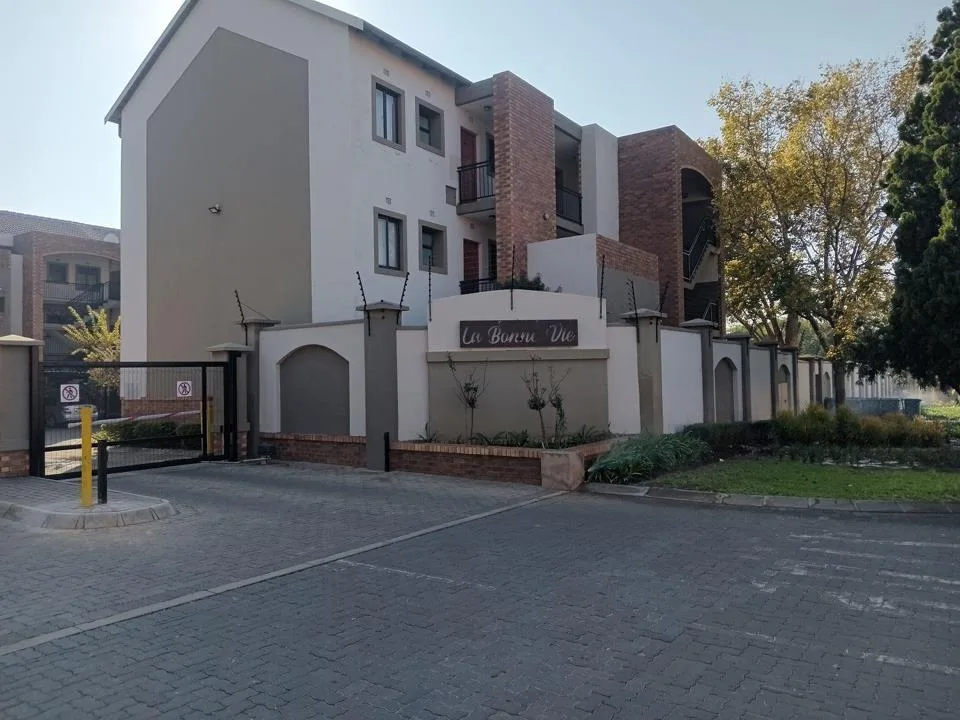 2 Bedroom Apartment / flat to rent in Montana
