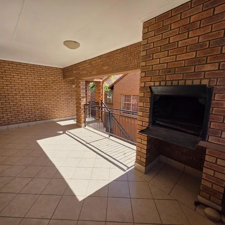 2 Bedroom Apartment / flat to rent in Silver Lakes