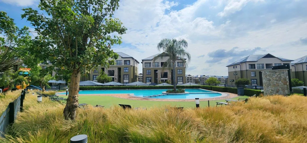 3 Bedroom Apartment / flat to rent in Waterfall