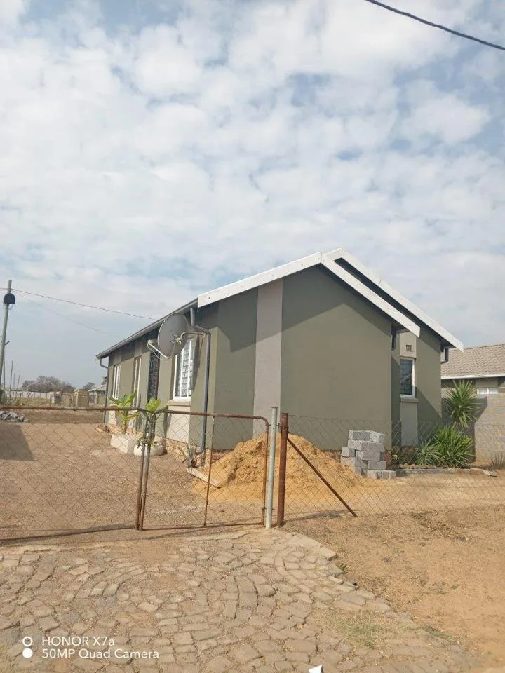 3 Bedroom House to rent in Savanna City