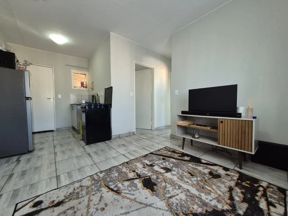 2 Bedroom Apartment / flat to rent in South Hills