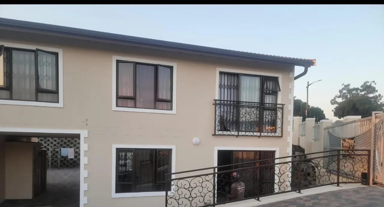 3 Bedroom Apartment / flat to rent in Clayfield