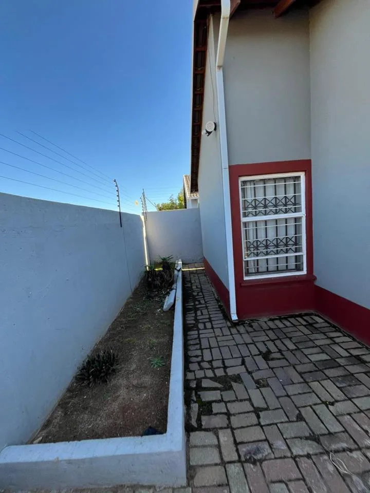 3 Bedroom Townhouse to rent in Salfin