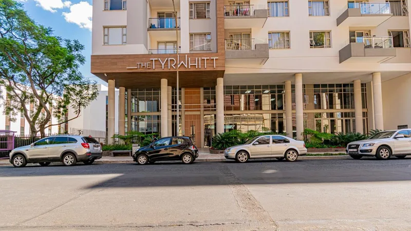 2 Bedroom Apartment / flat to rent in Rosebank