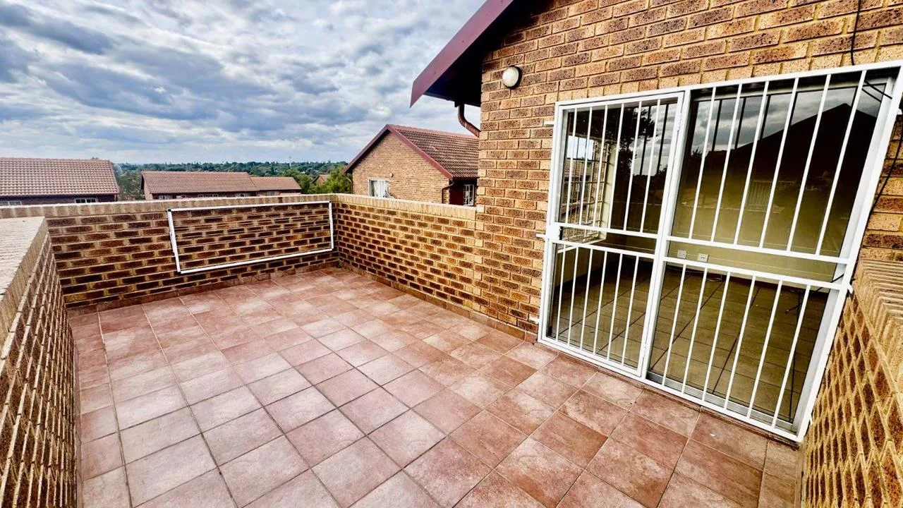 2 Bedroom Apartment / flat to rent in The Reeds