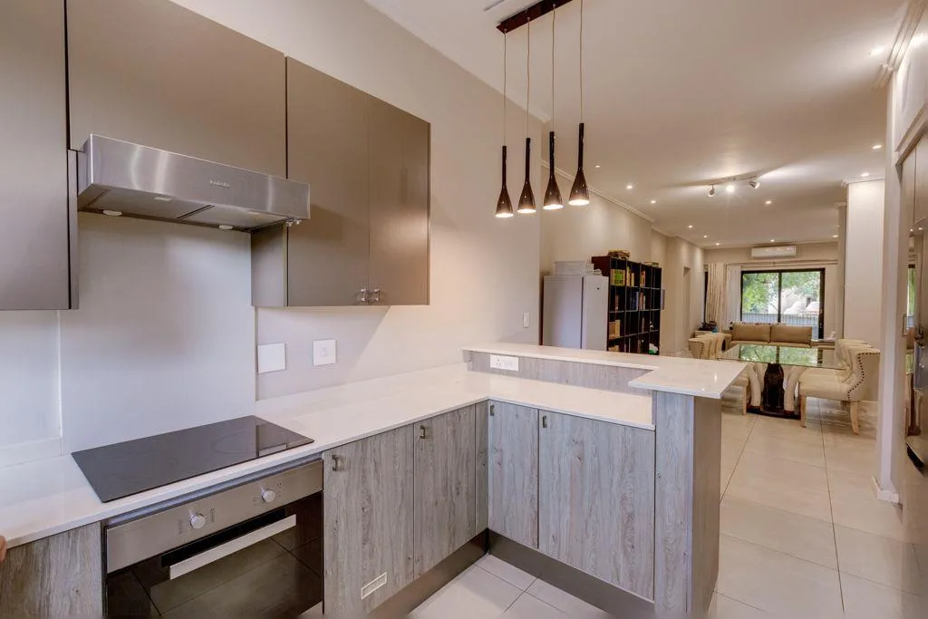 3 Bedroom Apartment / flat to rent in Morningside
