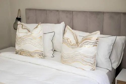 2 Bedroom Apartment / flat to rent in Cape Town City Centre
