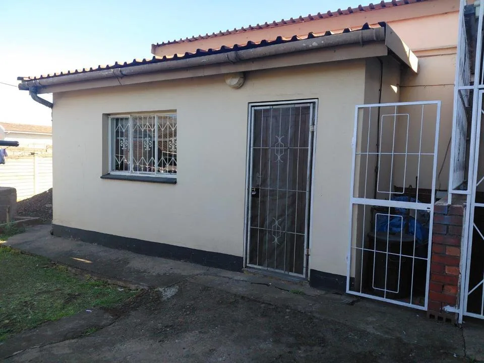 1 Bedroom Apartment / flat to rent in Mountain Rise