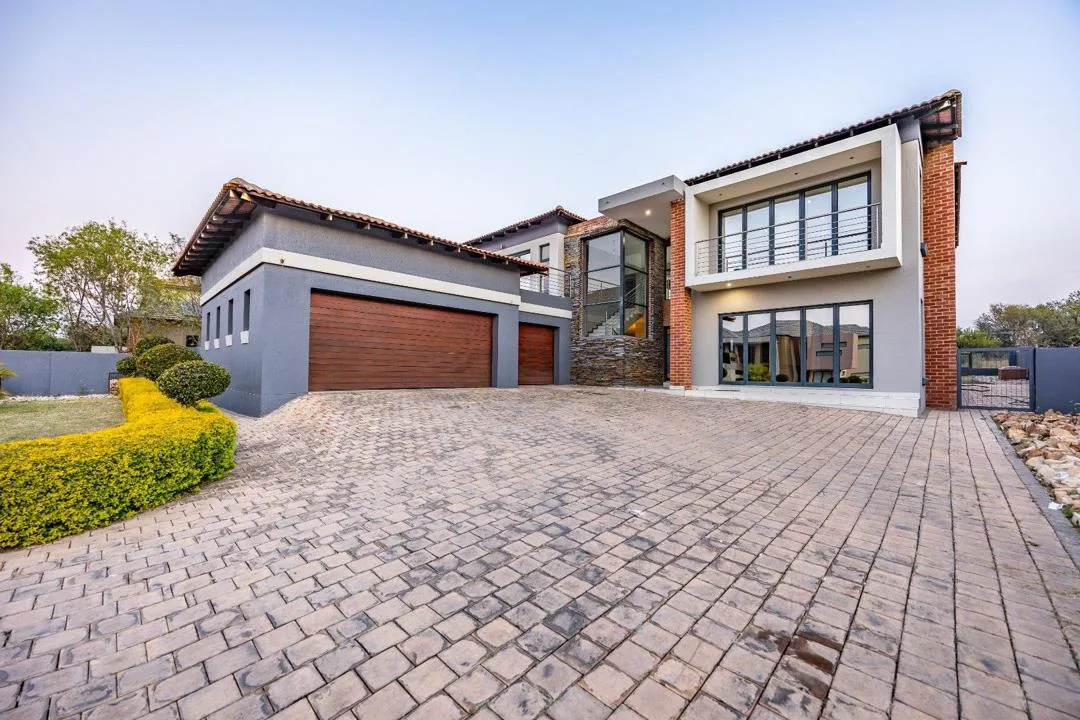 5 Bedroom House to rent in Pebble Rock Golf Village