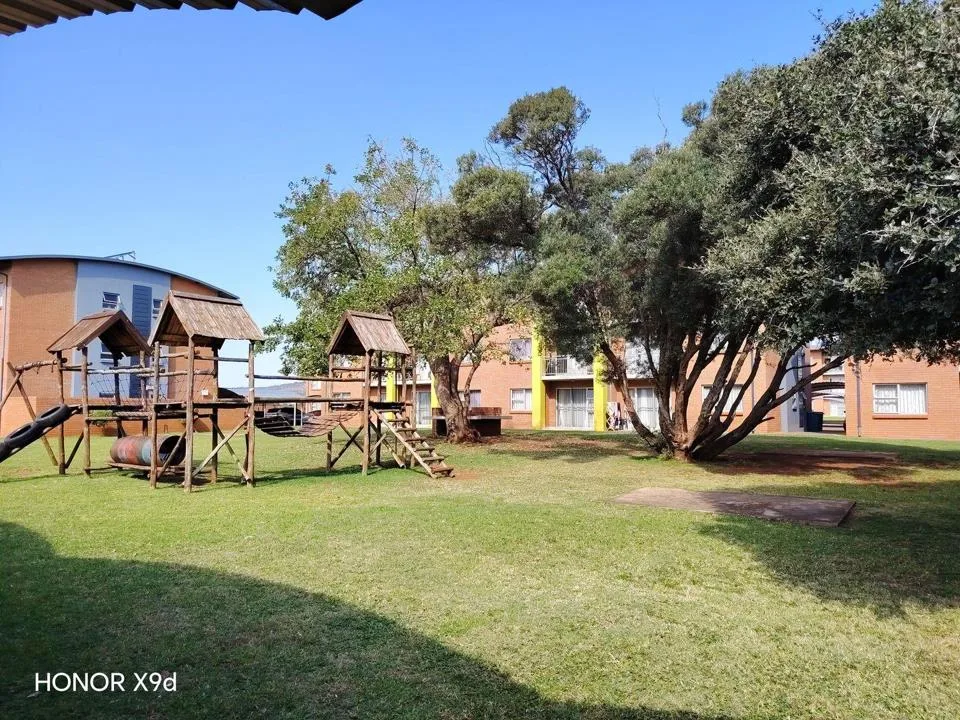 2 Bedroom Apartment / flat to rent in Montana