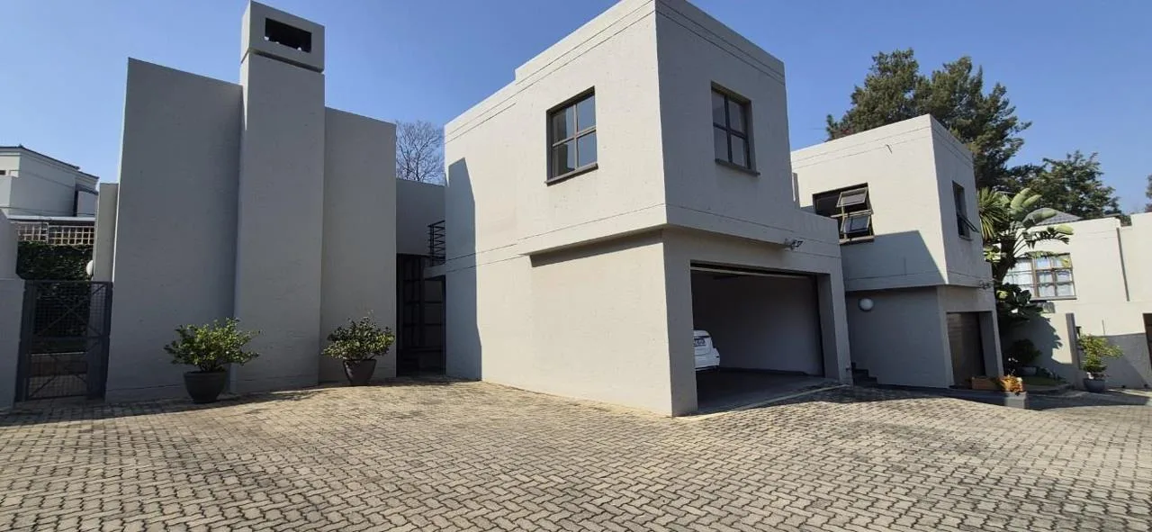 3 Bedroom House to rent in Hyde Park