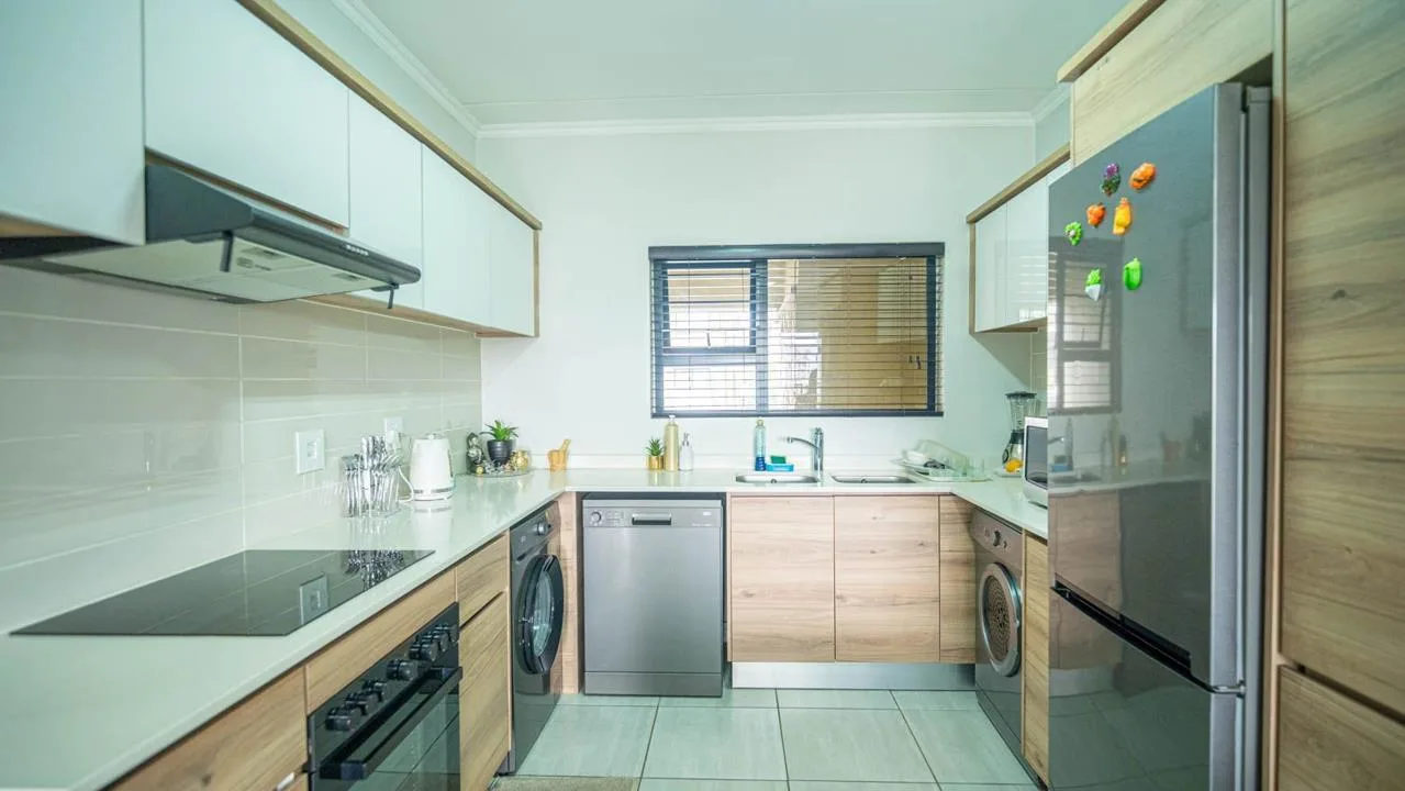 2 Bedroom Apartment / flat to rent in Waterfall