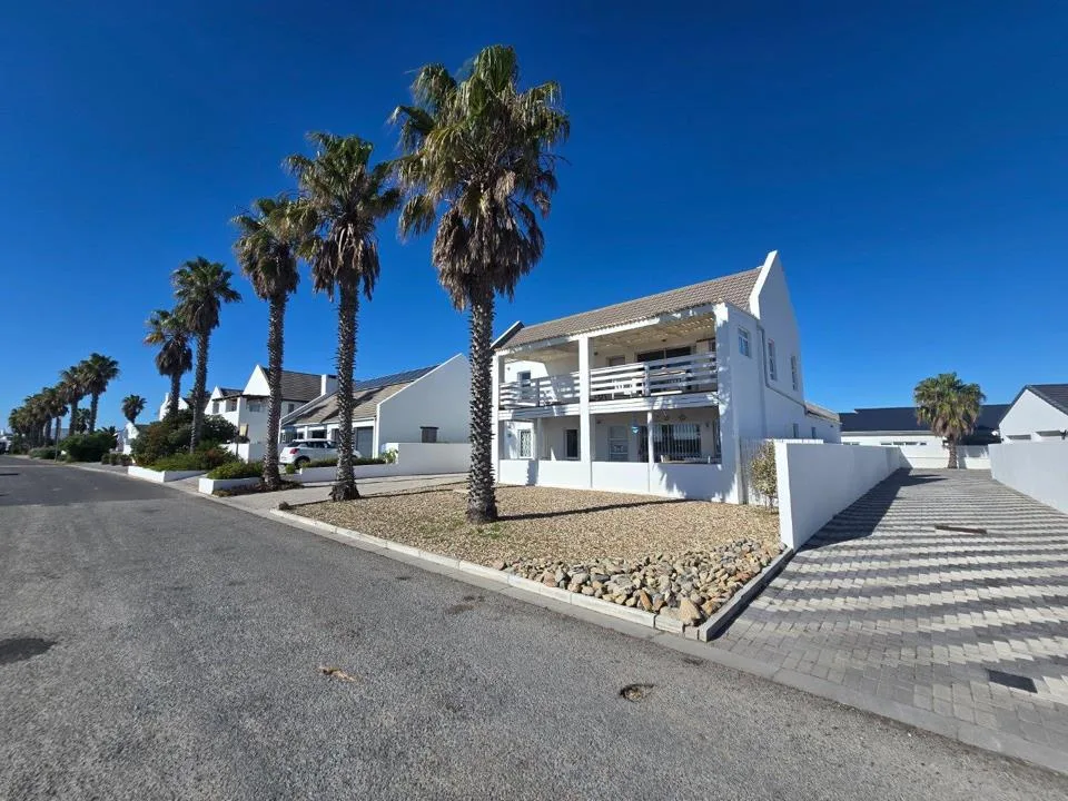 3 Bedroom House for sale in Golden Mile