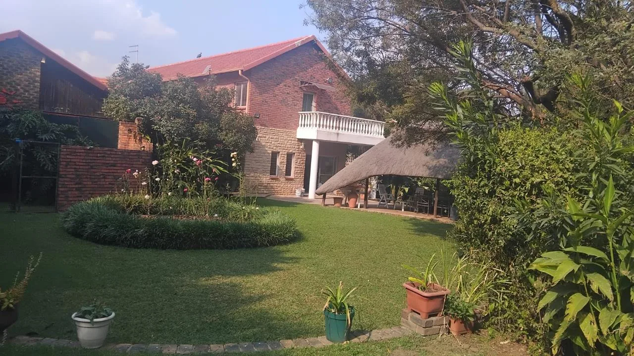 2 Bedroom House to rent in President Park