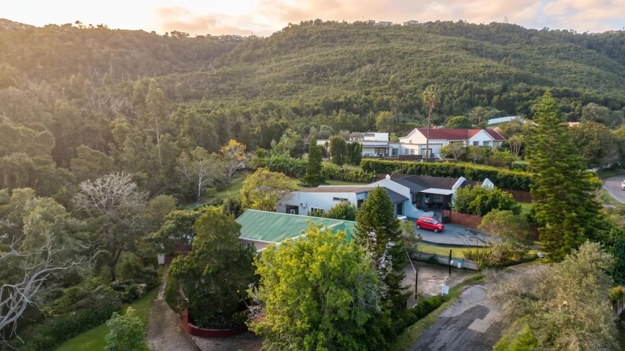 3 Bedroom House for sale in Old Place