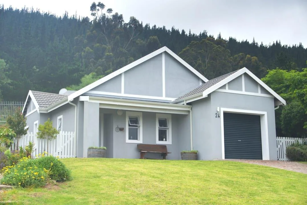 2 Bedroom House for sale in Sedgefield Central