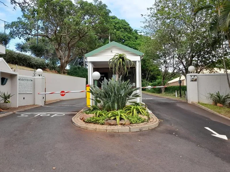 2 Bedroom Apartment / flat to rent in Deepdene