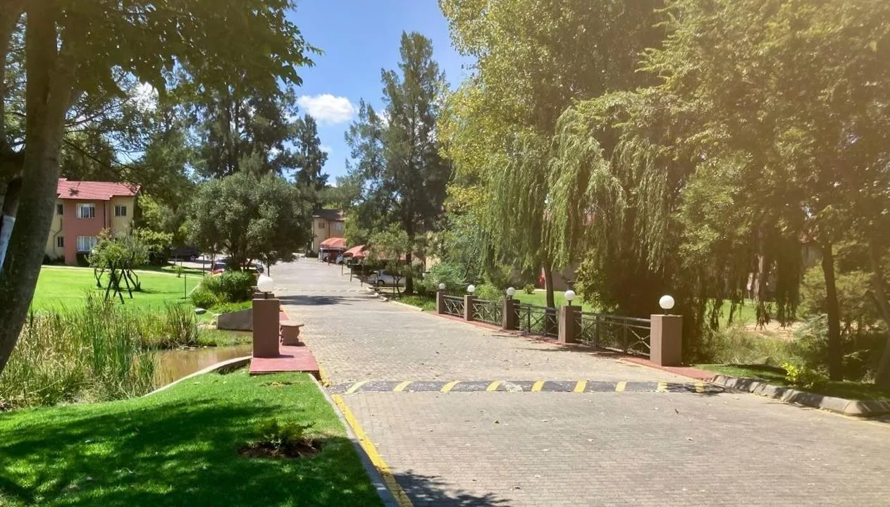 2 Bedroom Townhouse to rent in North Riding