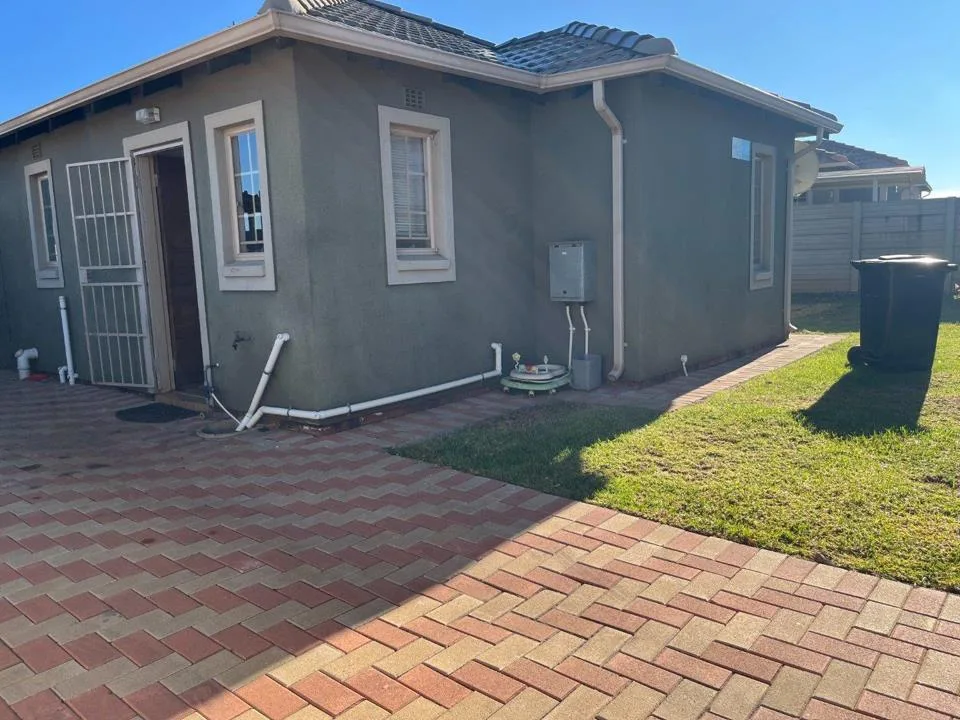 3 Bedroom House to rent in Sky City