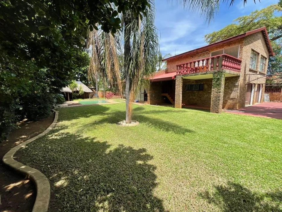 5 Bedroom House to rent in Dorandia