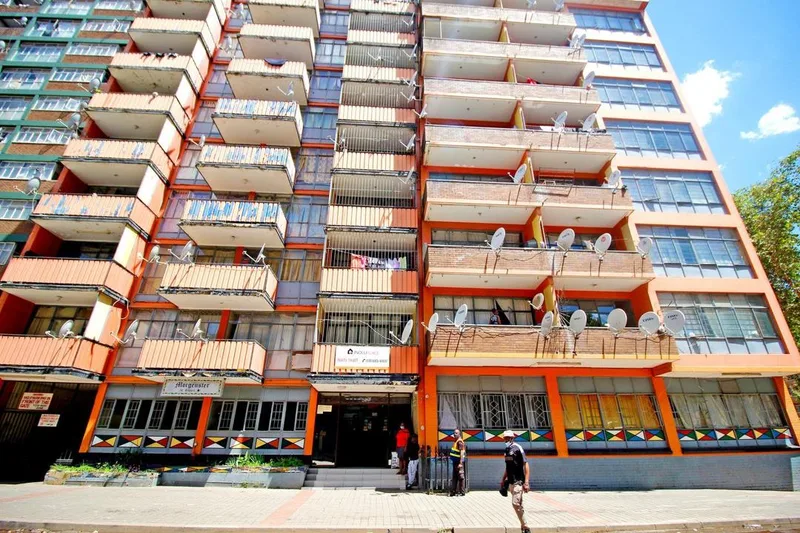 0.5 Bedroom House to rent in Hillbrow