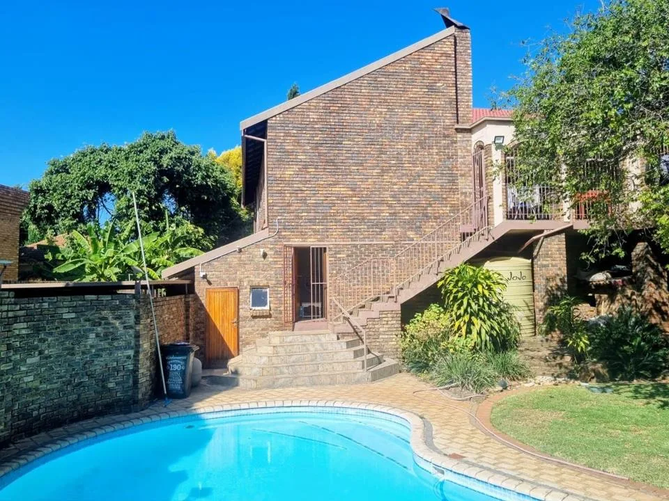 2 Bedroom House to rent in Newlands