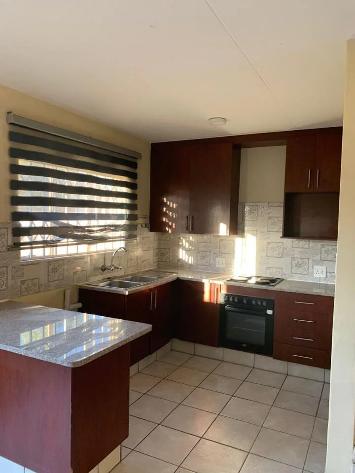 3 Bedroom Townhouse to rent in Annlin