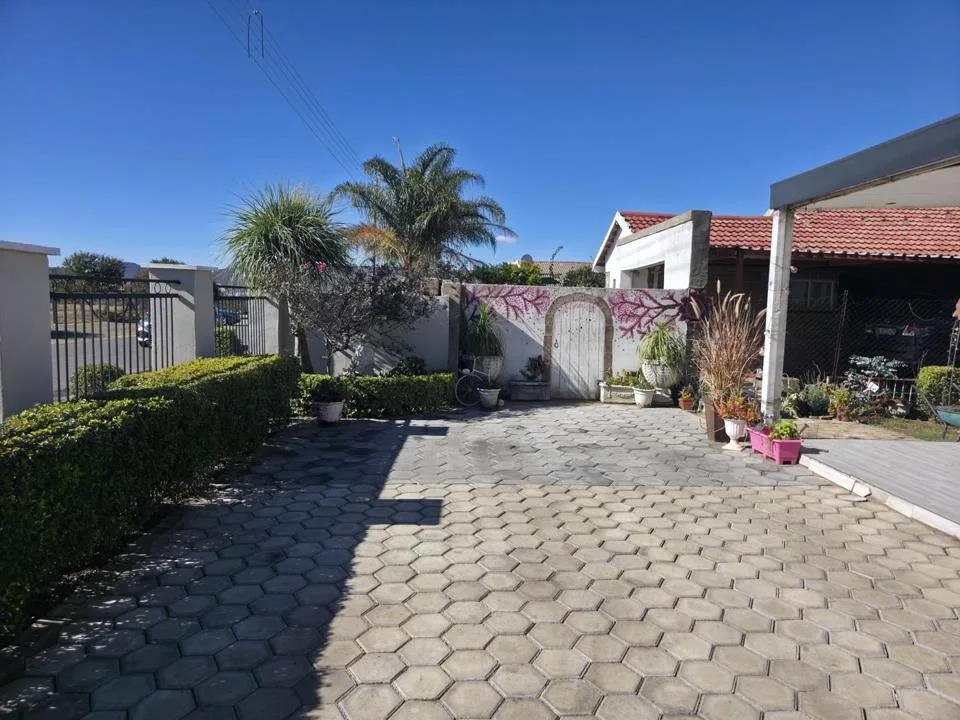 3 Bedroom House to rent in Acaciaville
