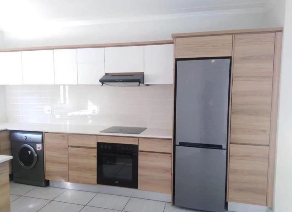 2 Bedroom Apartment / flat to rent in Waterfall