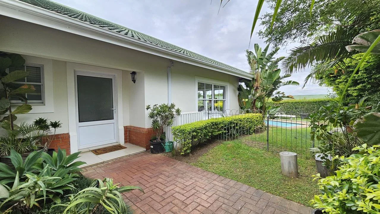 3 Bedroom Townhouse to rent in Mount Edgecombe Country Club Estate