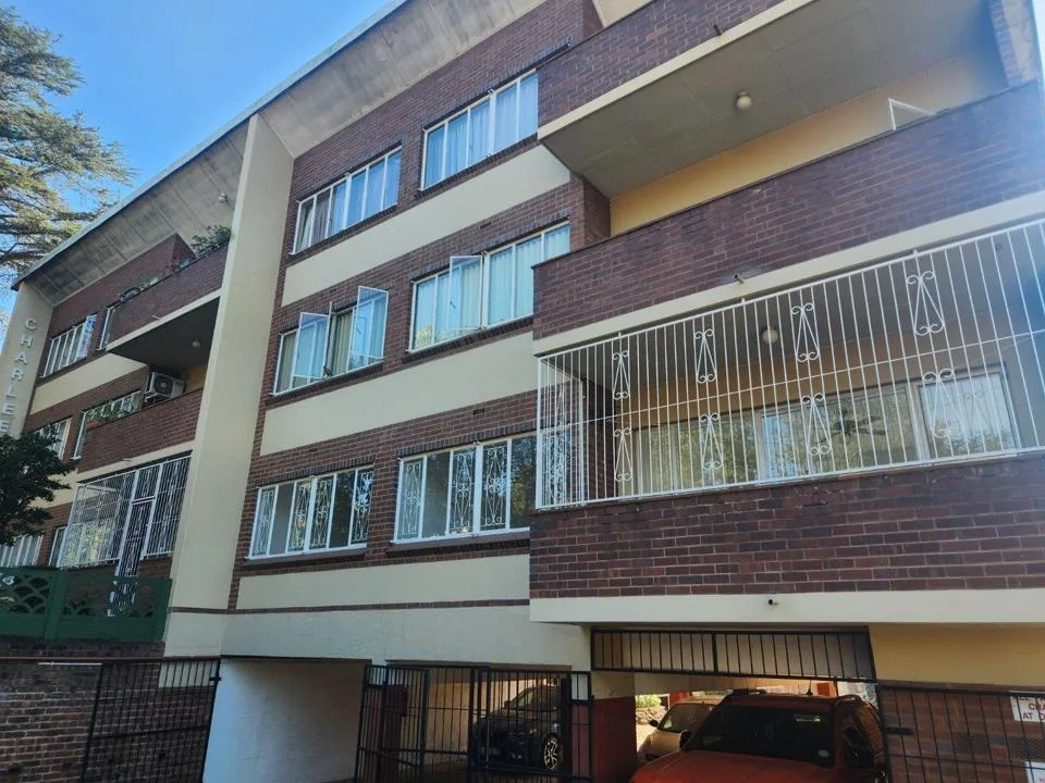 3 Bedroom Apartment / flat to rent in Clarendon
