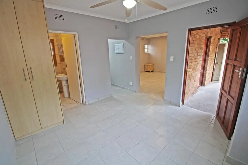 1 Bedroom Apartment / flat to rent in Bryanston