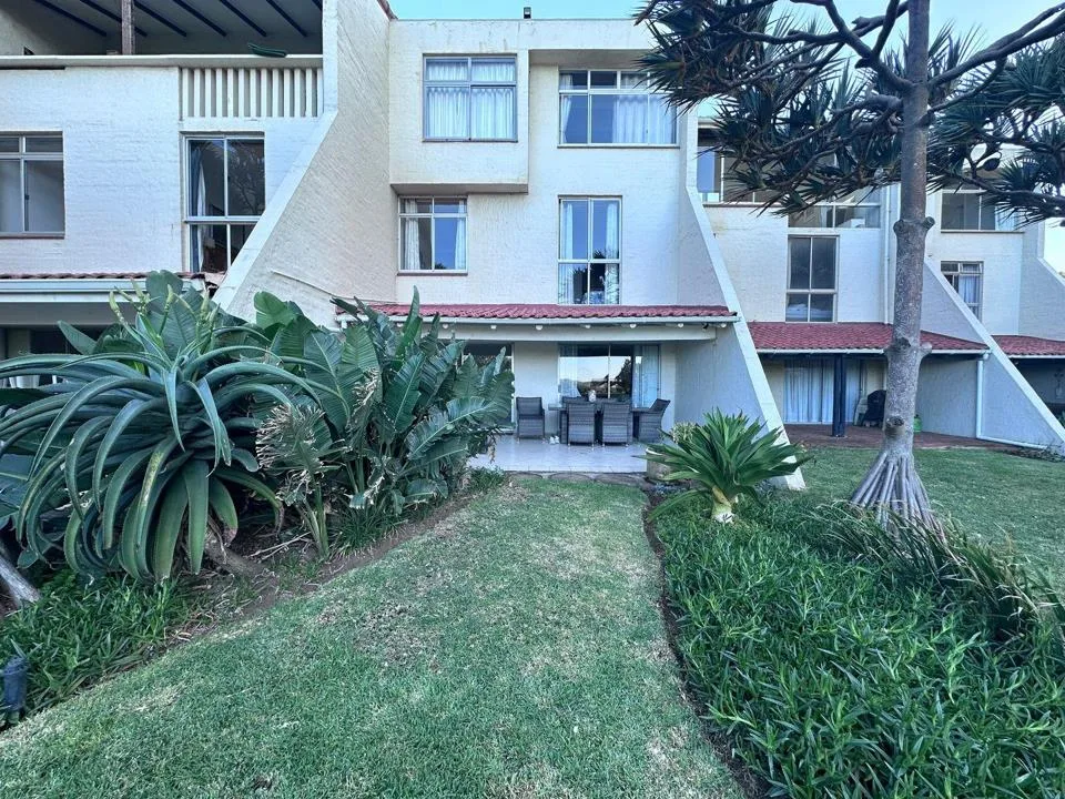 3 Bedroom Townhouse to rent in Umhlanga Central