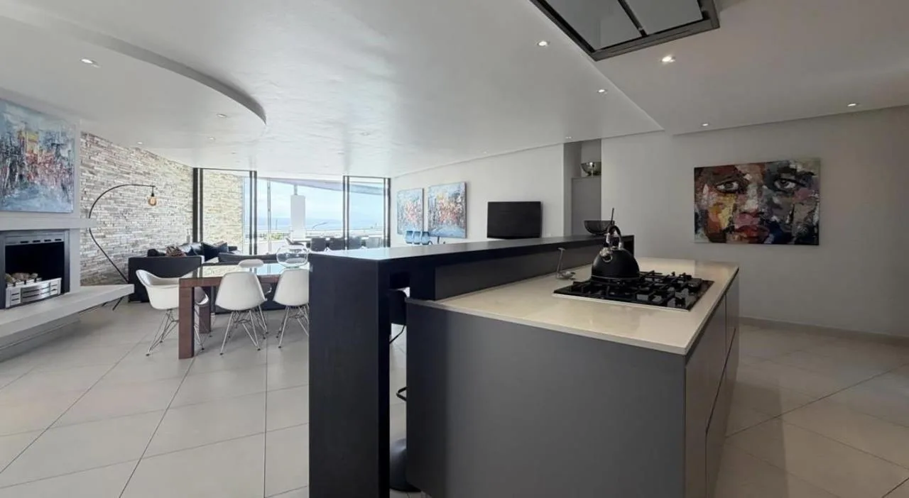 4 Bedroom Apartment / flat for sale in Plettenberg Bay Central