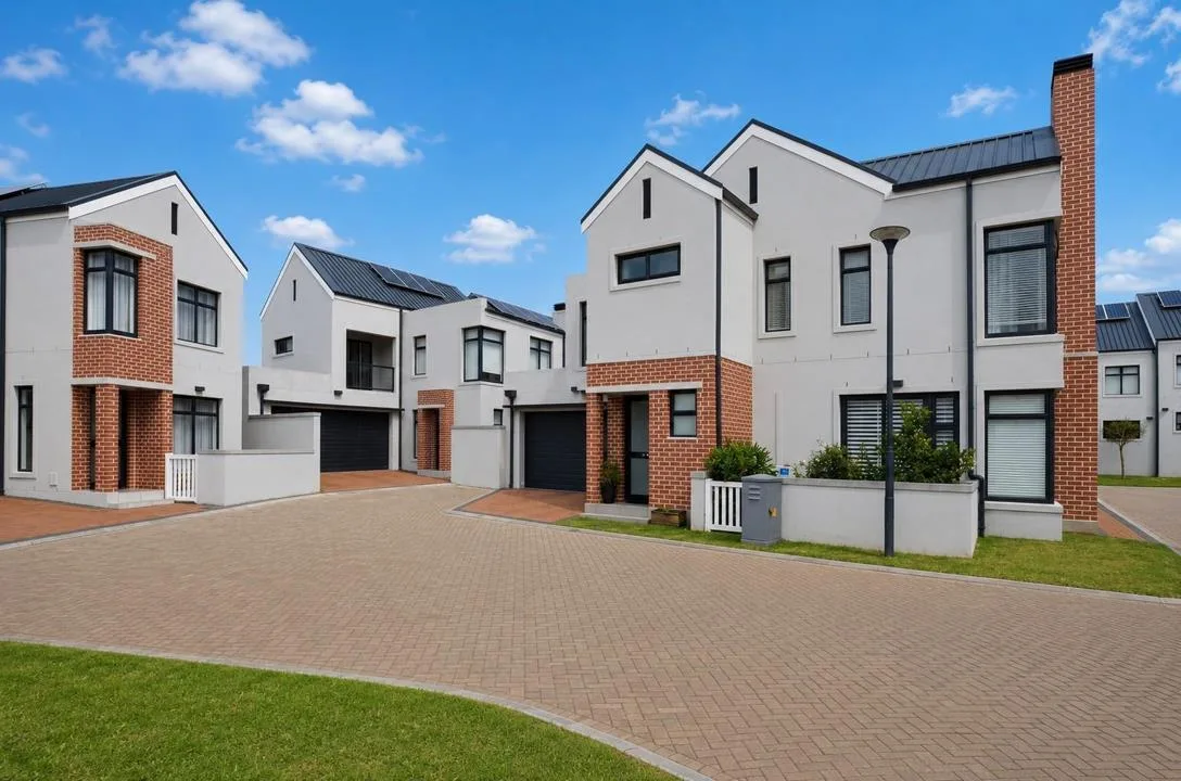 3 Bedroom House for sale in Vierlanden