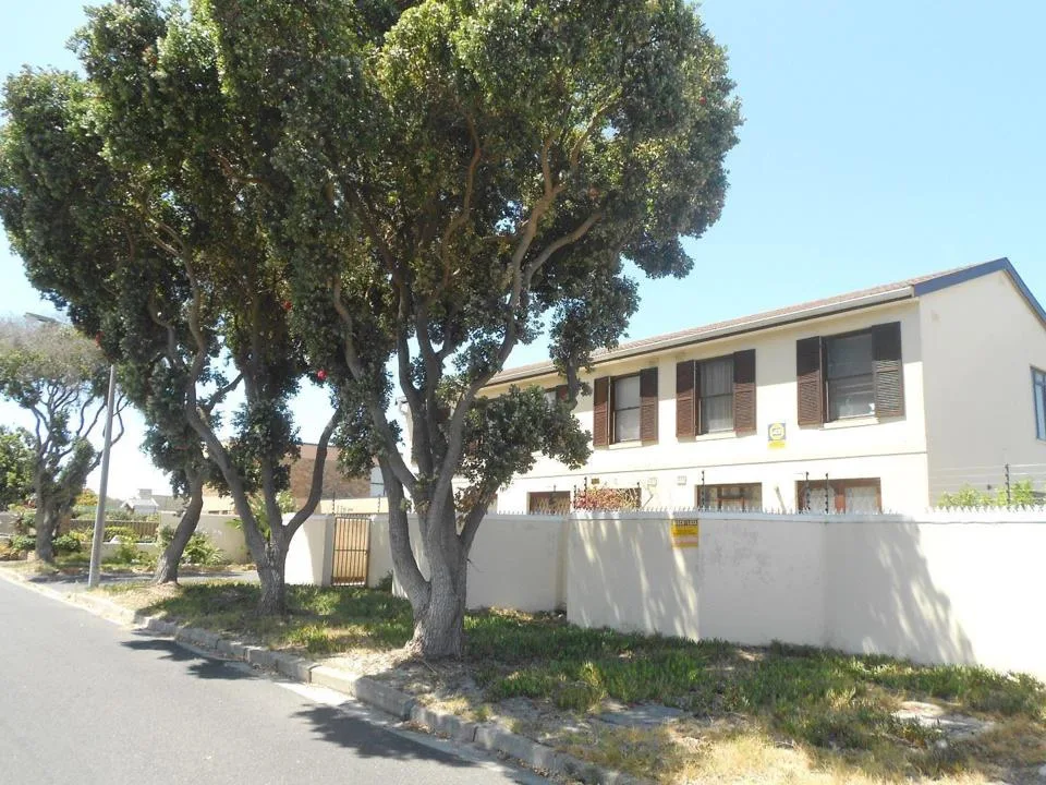 3 Bedroom Townhouse to rent in Fairways
