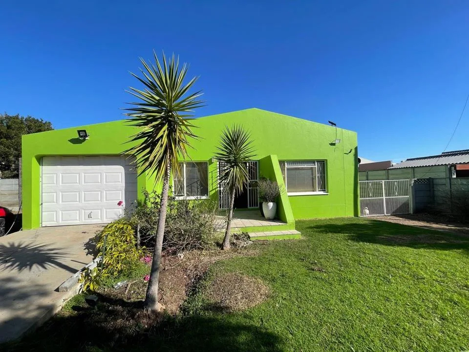 3 Bedroom House for sale in Hospital Park