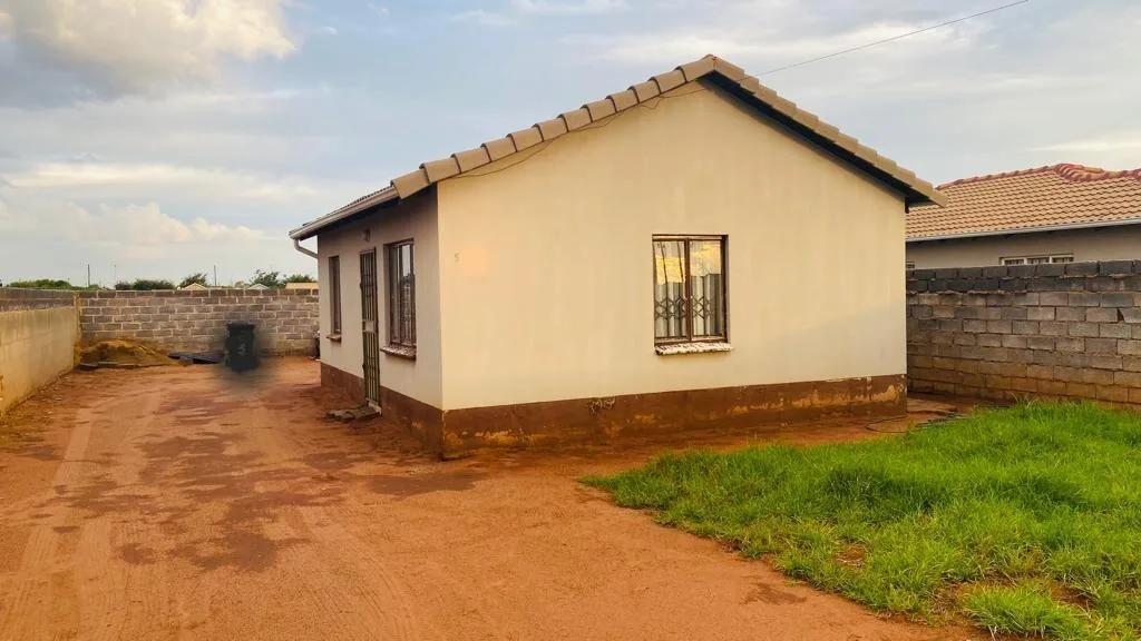 2 Bedroom House to rent in Protea Glen