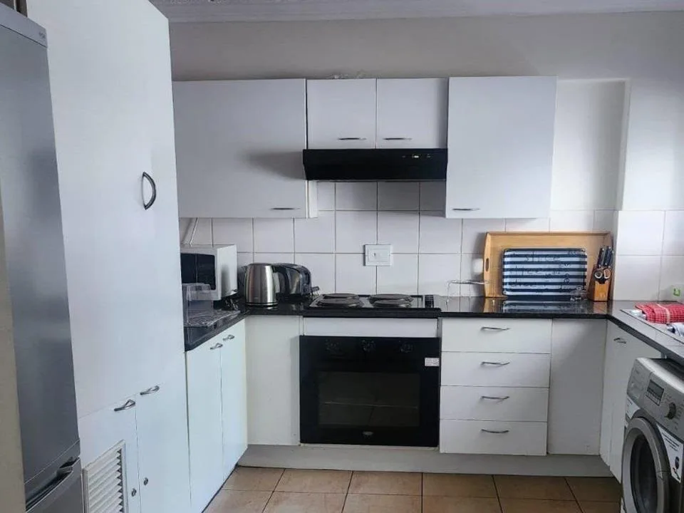 3 Bedroom Apartment / flat to rent in Morningside