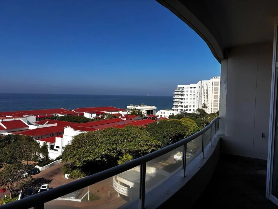 2 Bedroom Apartment / flat to rent in Umhlanga Central