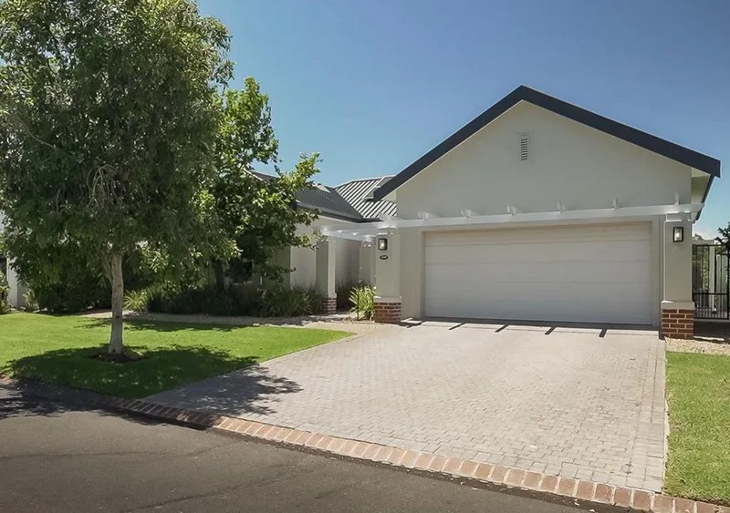 3 Bedroom House to rent in Val de Vie Estate