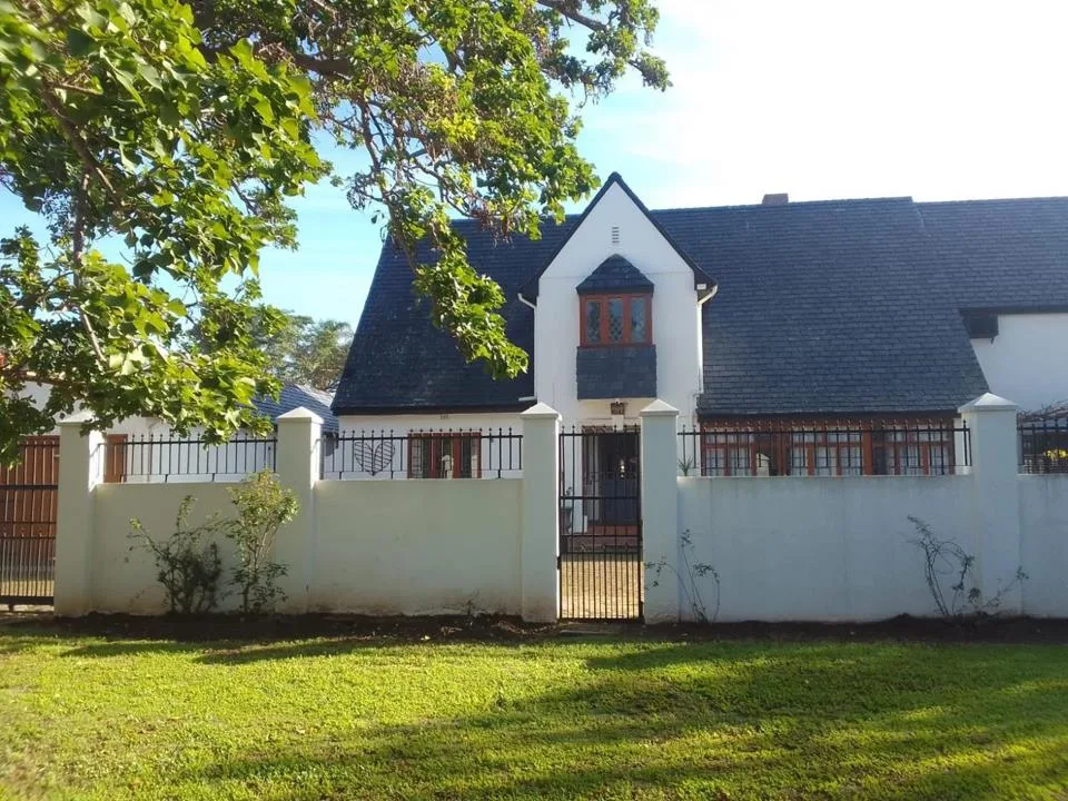 4 Bedroom House for sale in Paglande