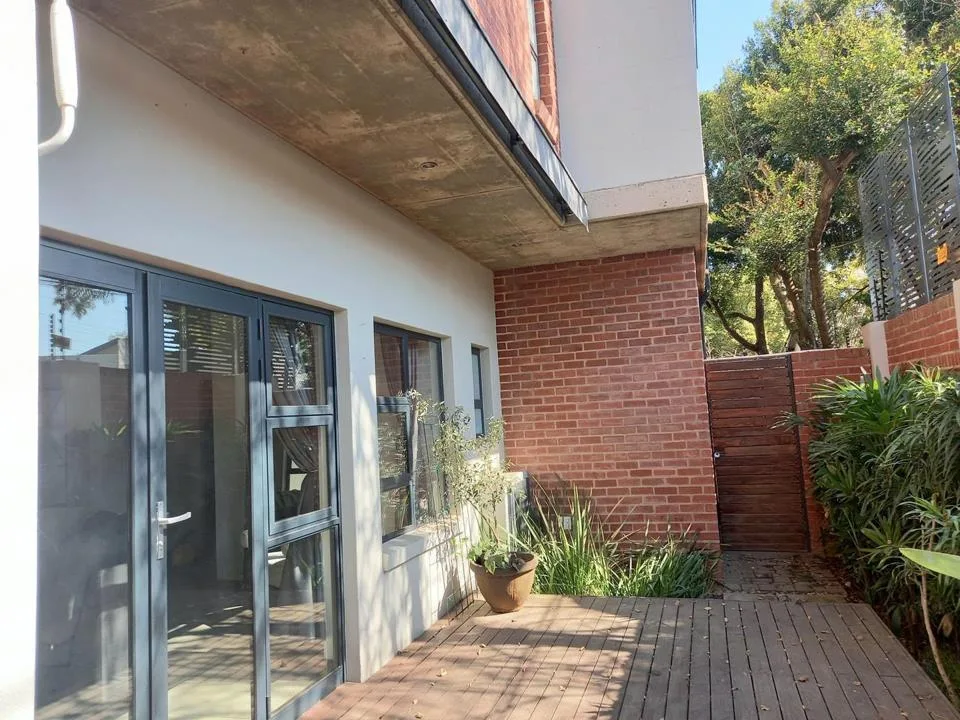 3 Bedroom Townhouse to rent in Menlo Park