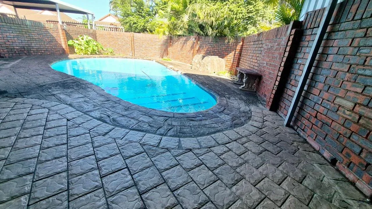 2 Bedroom House to rent in Birdswood