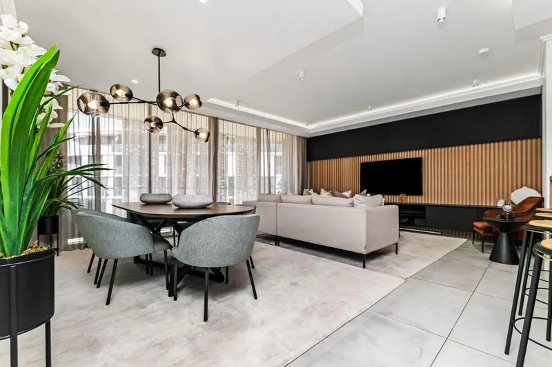 3 Bedroom Apartment / flat to rent in Waterfall
